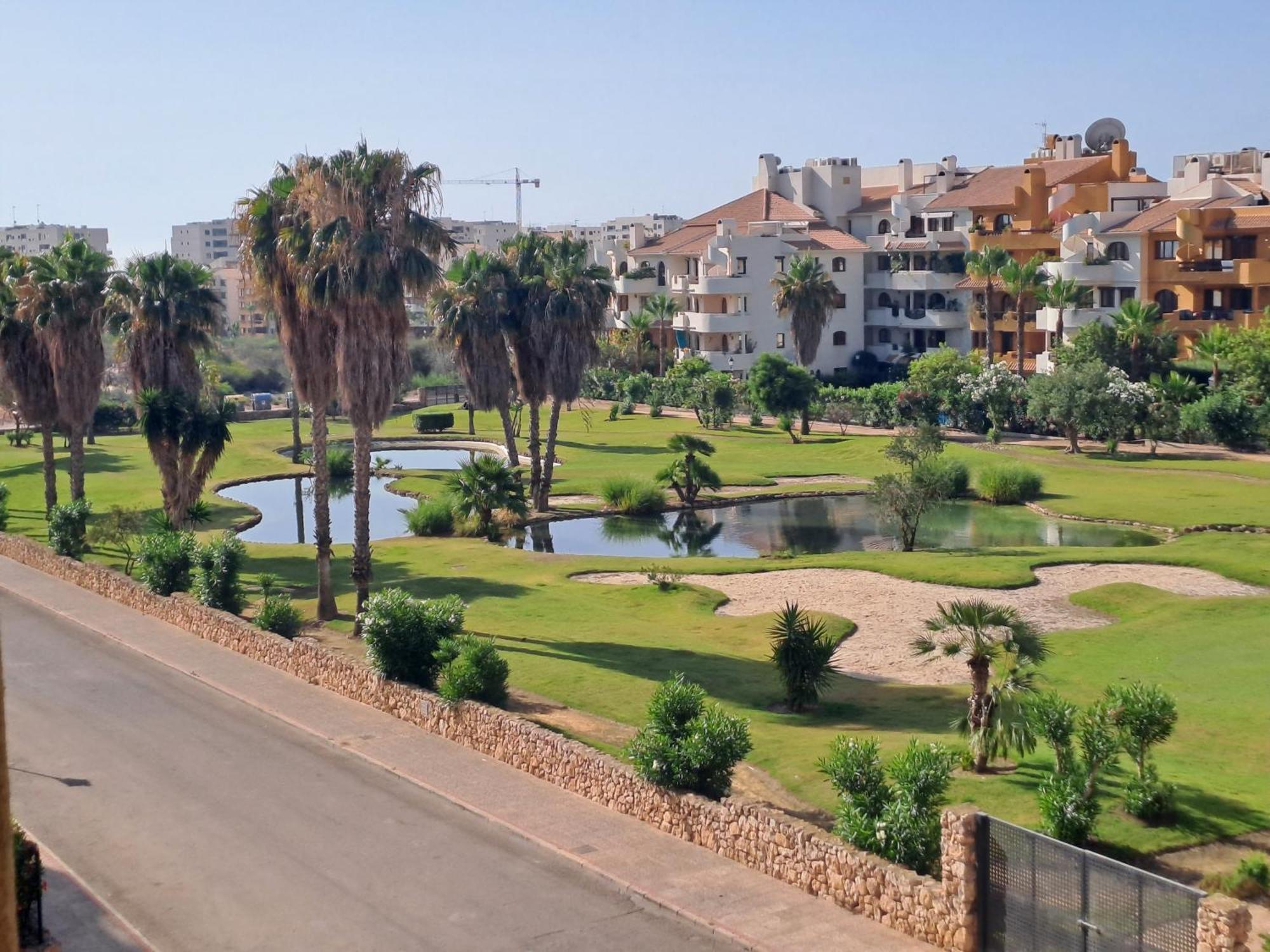 Апартаменты Senorio Entrada Puntaprima Торевьиа Экстерьер фото